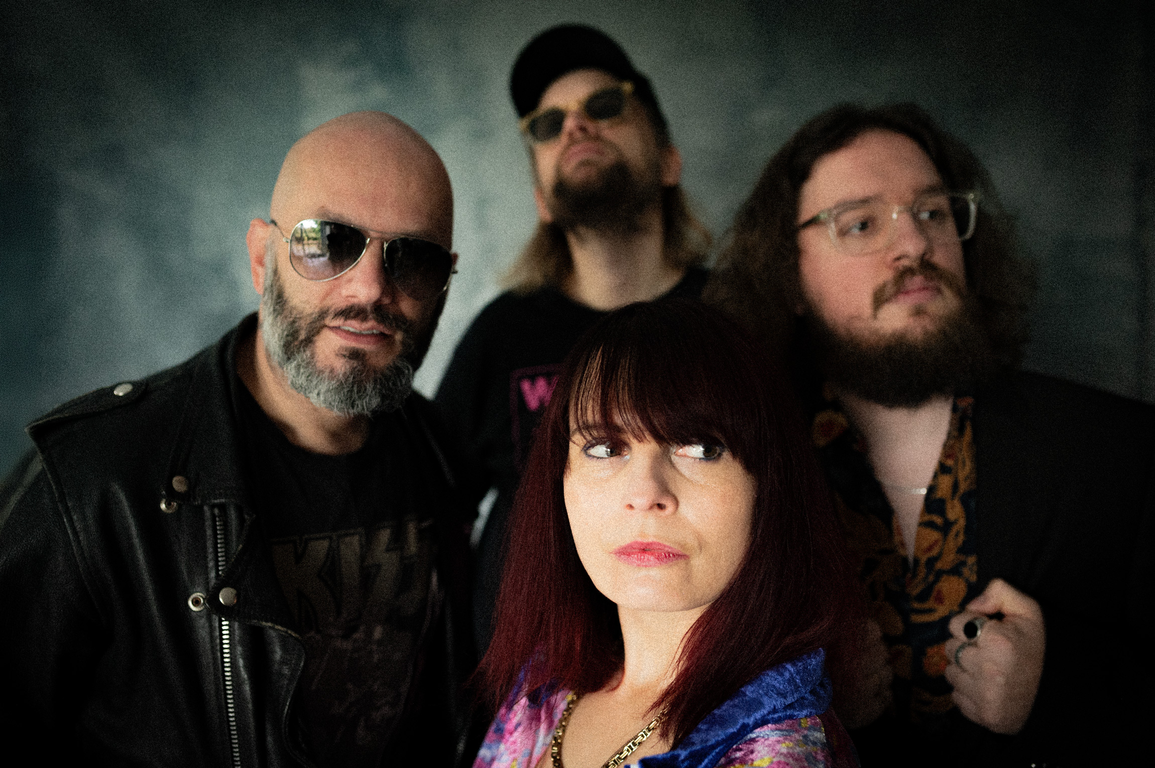 Izzy and the Black Trees oraz Penthouse wyruszają w trasę koncertową pełną nowości